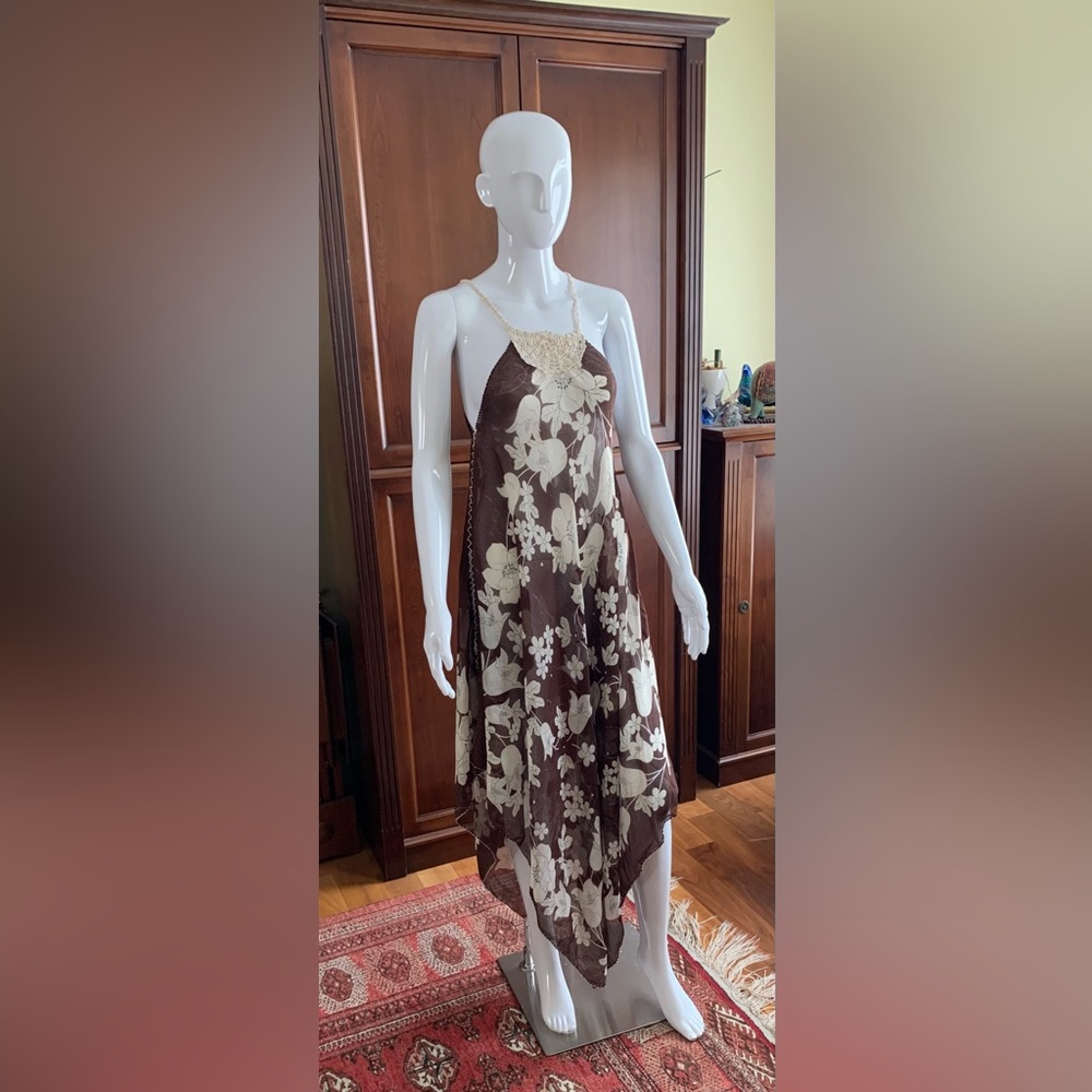 Soft & sheer scarf style brown maxi summer dress with light beige croche neck M